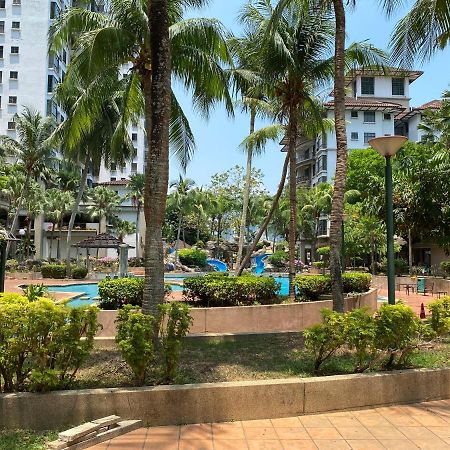 Gracious ~ Walking Distance To See, Shop And Eat Malacca Exterior foto